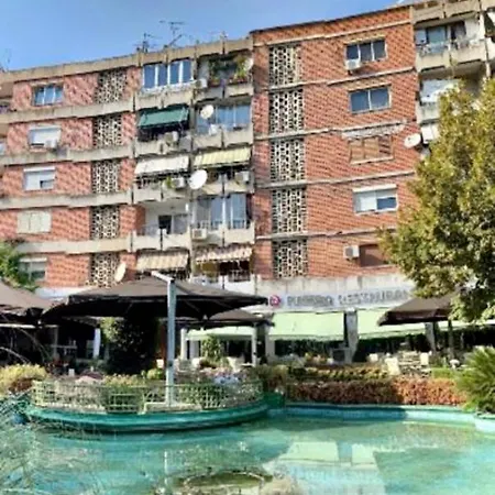 In Skanderbeg Square - Center 1 아파트 *