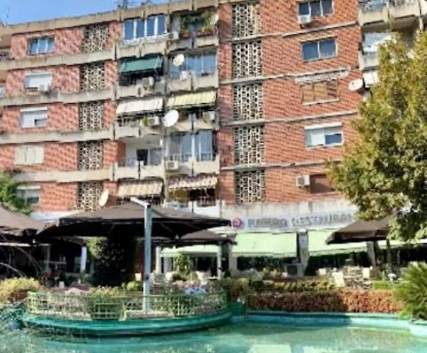 In Skanderbeg Square - Center 1 Daire *