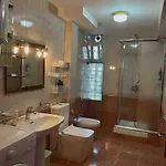 In Skanderbeg Square - Center 1 Appartamento *