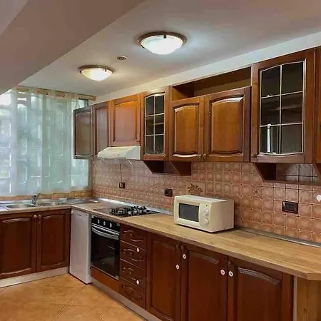 In Skanderbeg Square - Center 1 Apartamento