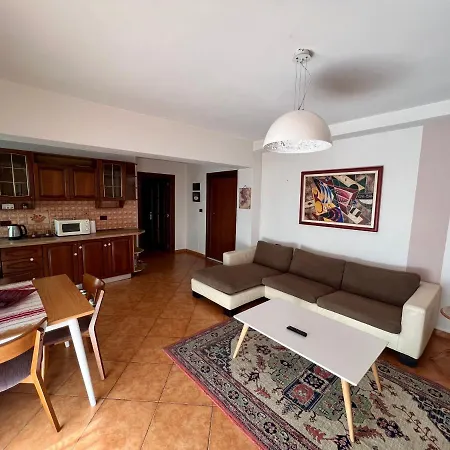 Apartament In Skanderbeg Square - Center 1 *