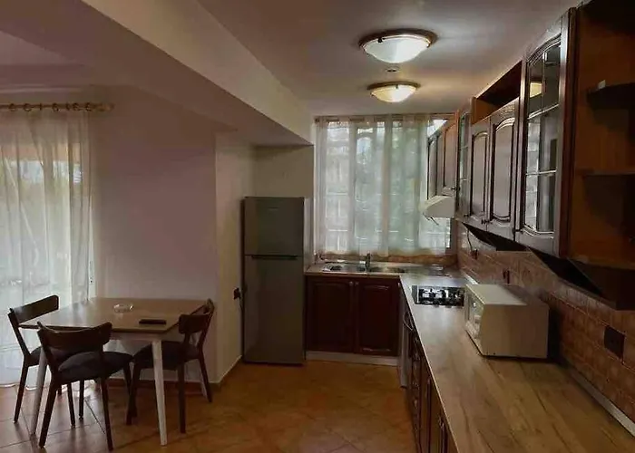 Apartamento In Skanderbeg Square - Center 1