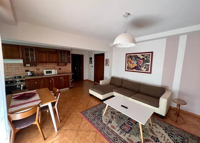 Appartement In Skanderbeg Square - Center 1 *