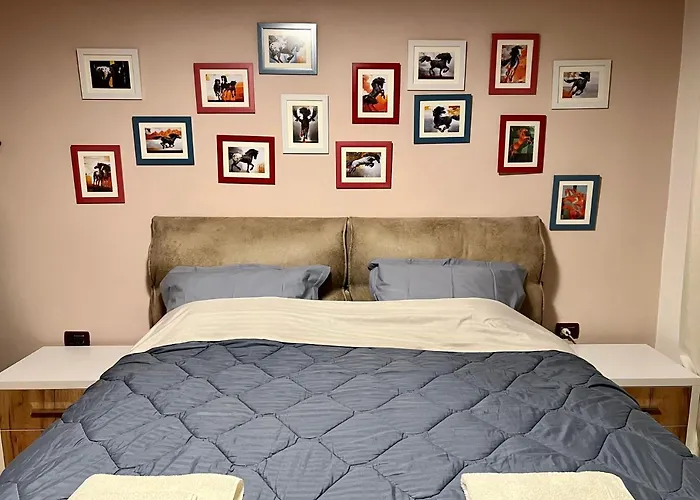 In Skanderbeg Square - Center 1 Appartement Tirana